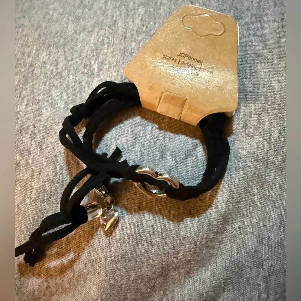 Black Heart Tassle Charm Bracelet